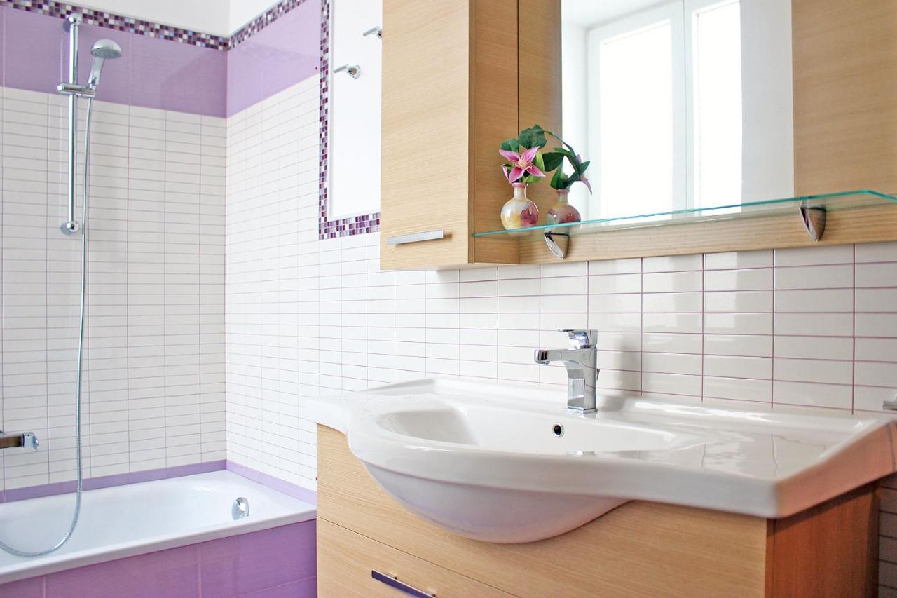 Ischia Domus Apartment ภายนอก รูปภาพ