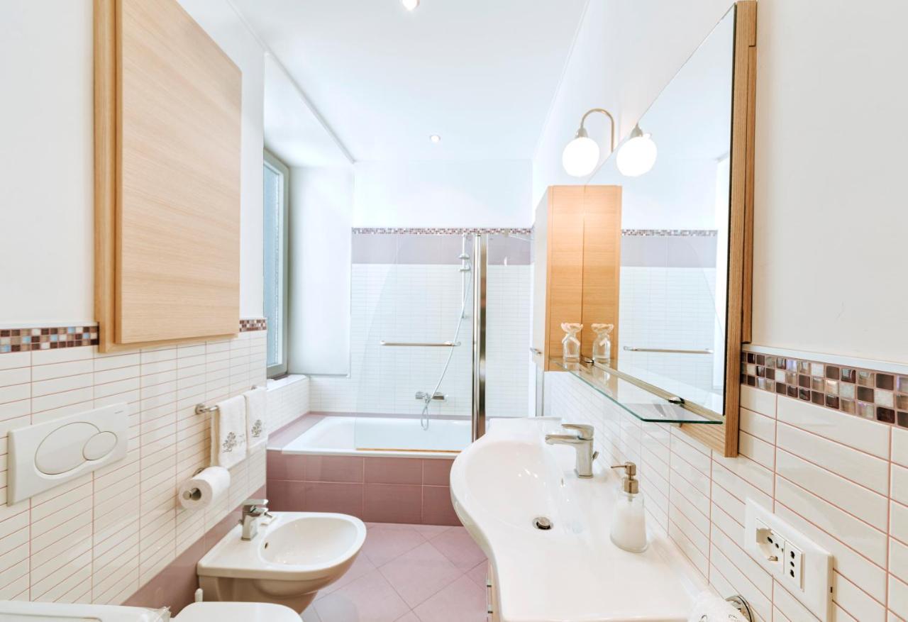 Ischia Domus Apartment ภายนอก รูปภาพ