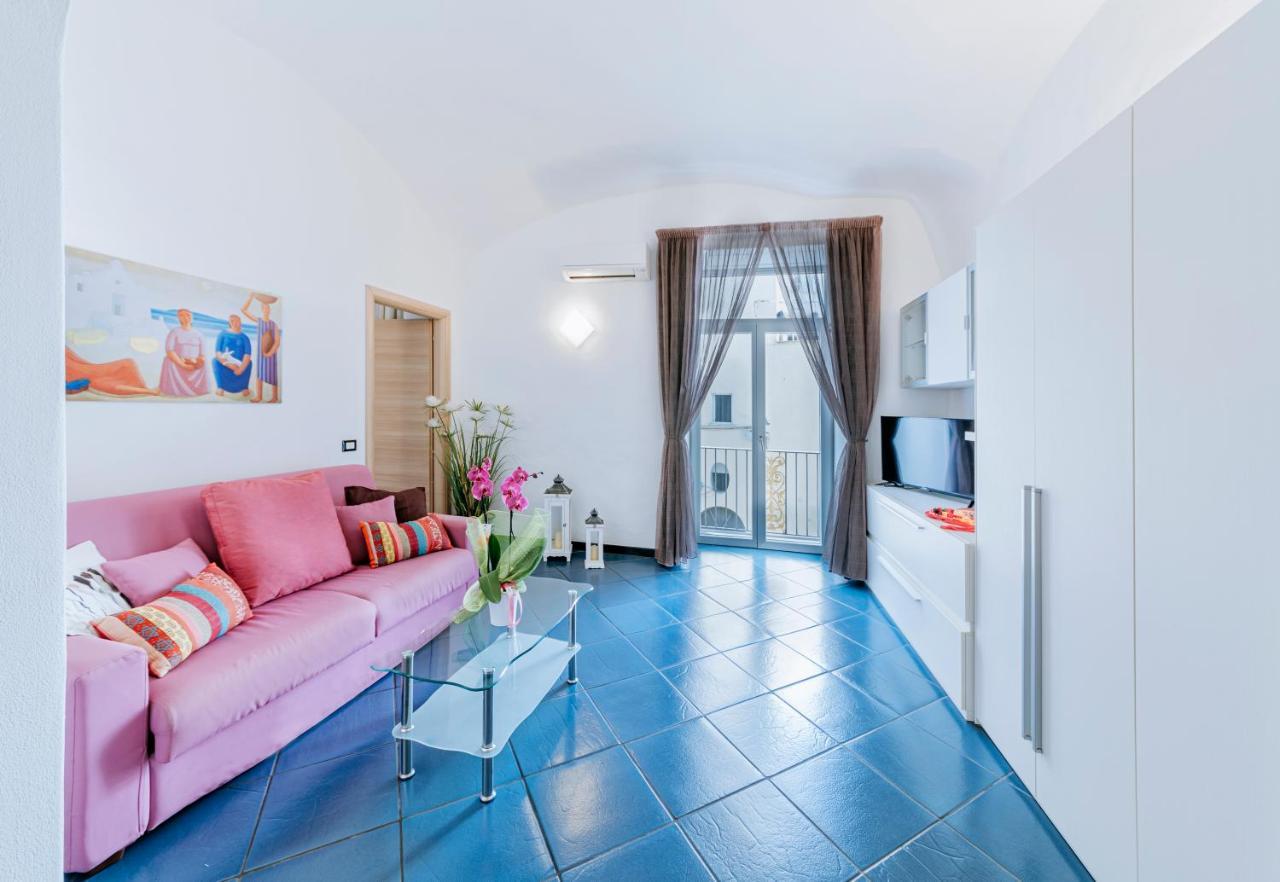 Ischia Domus Apartment ภายนอก รูปภาพ