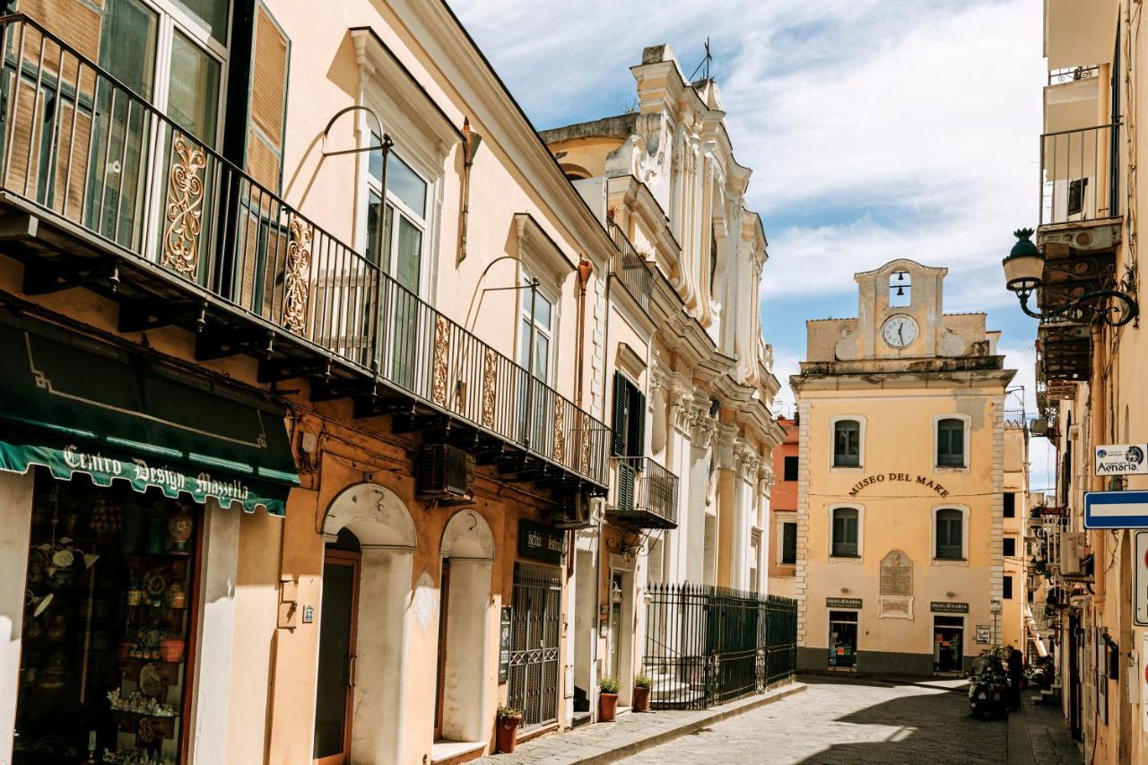Ischia Domus Apartment ภายนอก รูปภาพ