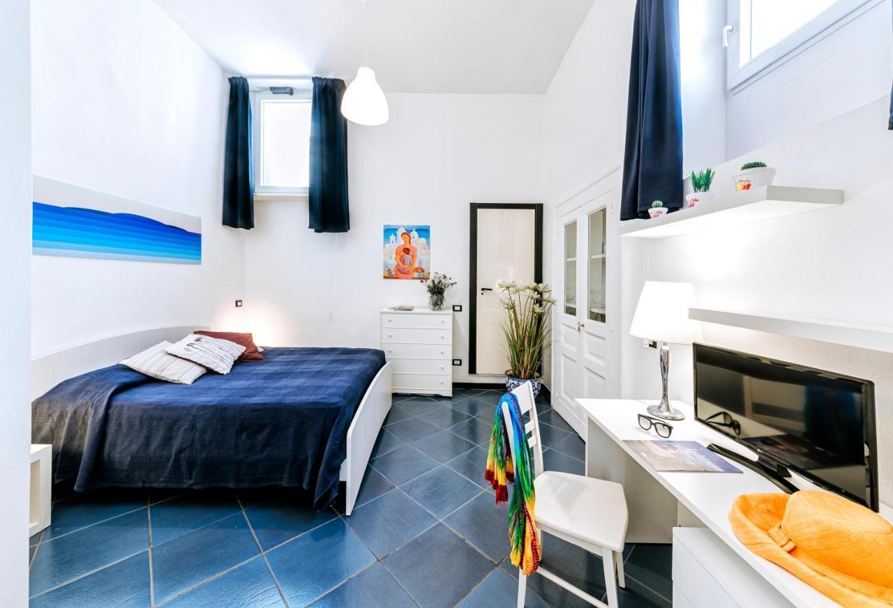 Ischia Domus Apartment ภายนอก รูปภาพ