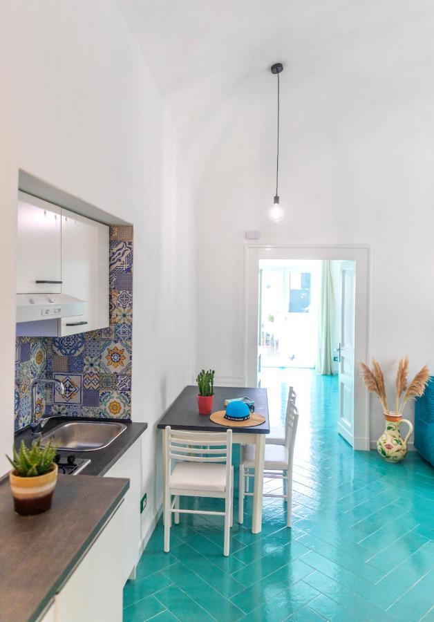 Ischia Domus Apartment ภายนอก รูปภาพ